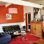 Проживание в семье La Maison Du Bonheur Сеньос