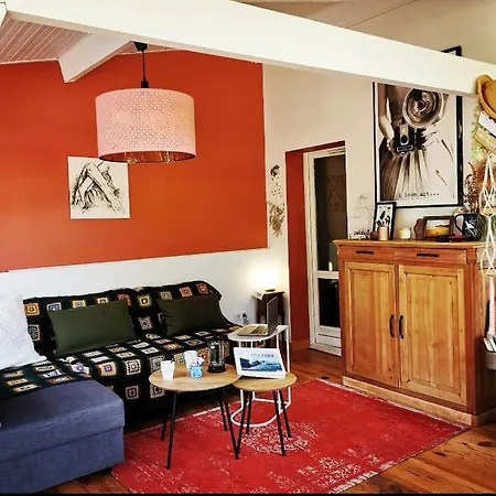 Проживание в семье La Maison Du Bonheur Сеньос